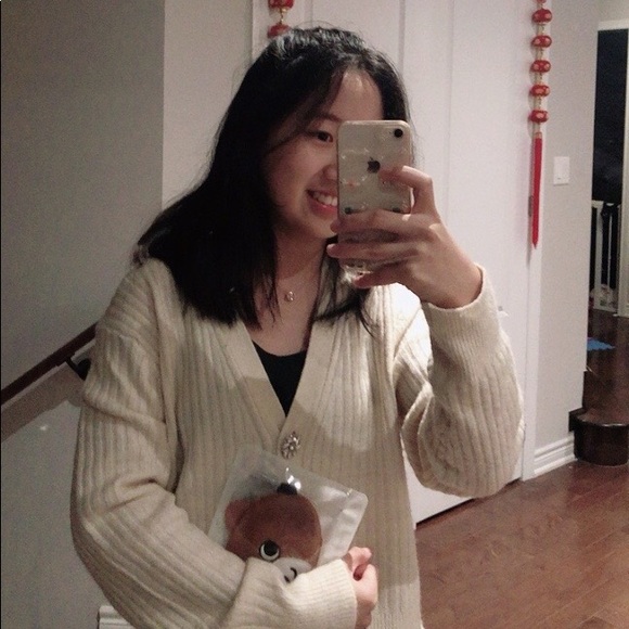 Meet your Posher, Serena - Picture 2 of 3